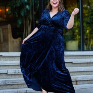 Kiyonna Womens Plus Size Cara Velvet Wrap Dress