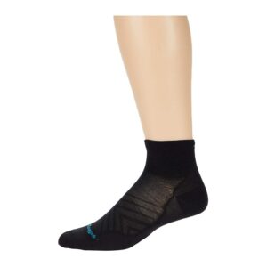 Darn Tough Vermont Run 1/4 Ultra-Lightweight Women's Crew Cut Socks Shoes Black: LG (US 10-11.5)