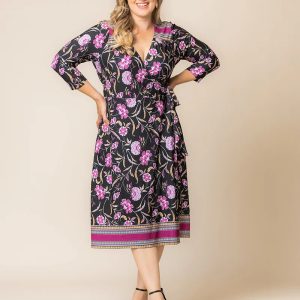 Beguiling Border Print Wrap Dress - Mauve Border Print / 0X (10-12)