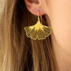 Ginkgo Leaf Earrings - Gold / ONE